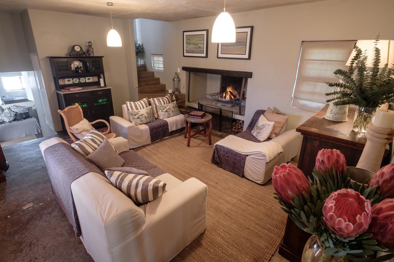 Smugglers' Bnb Paternoster Luaran gambar