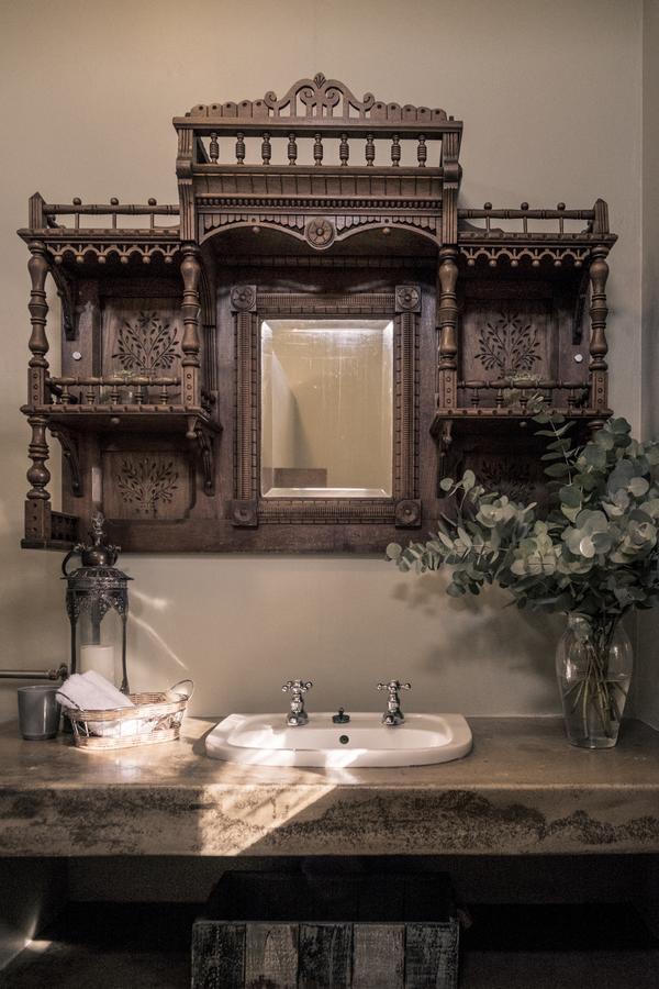 Smugglers' Bnb Paternoster Luaran gambar