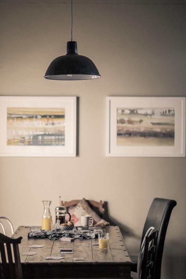 Smugglers' Bnb Paternoster Luaran gambar